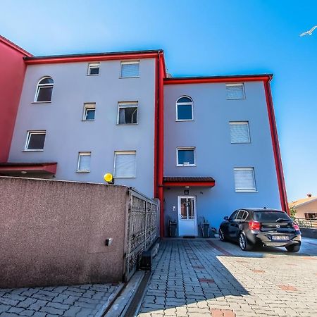 Apartments Saric Πούλα Εξωτερικό φωτογραφία