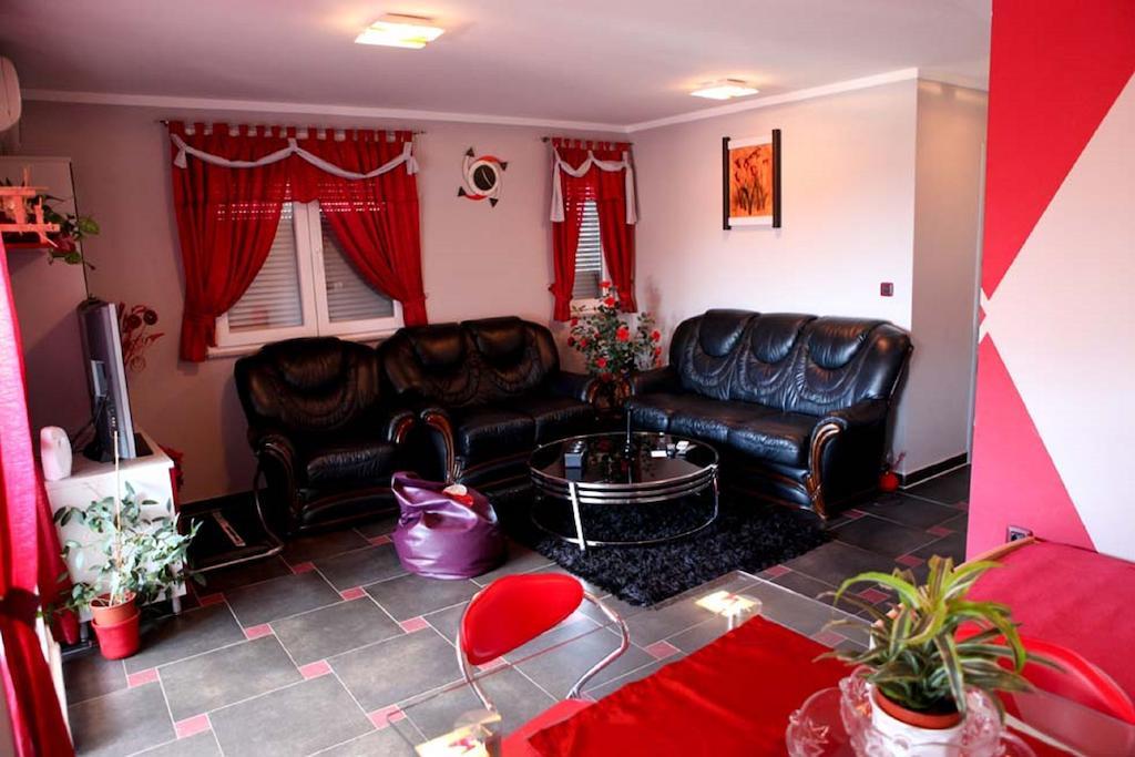 Apartments Saric Πούλα Εξωτερικό φωτογραφία