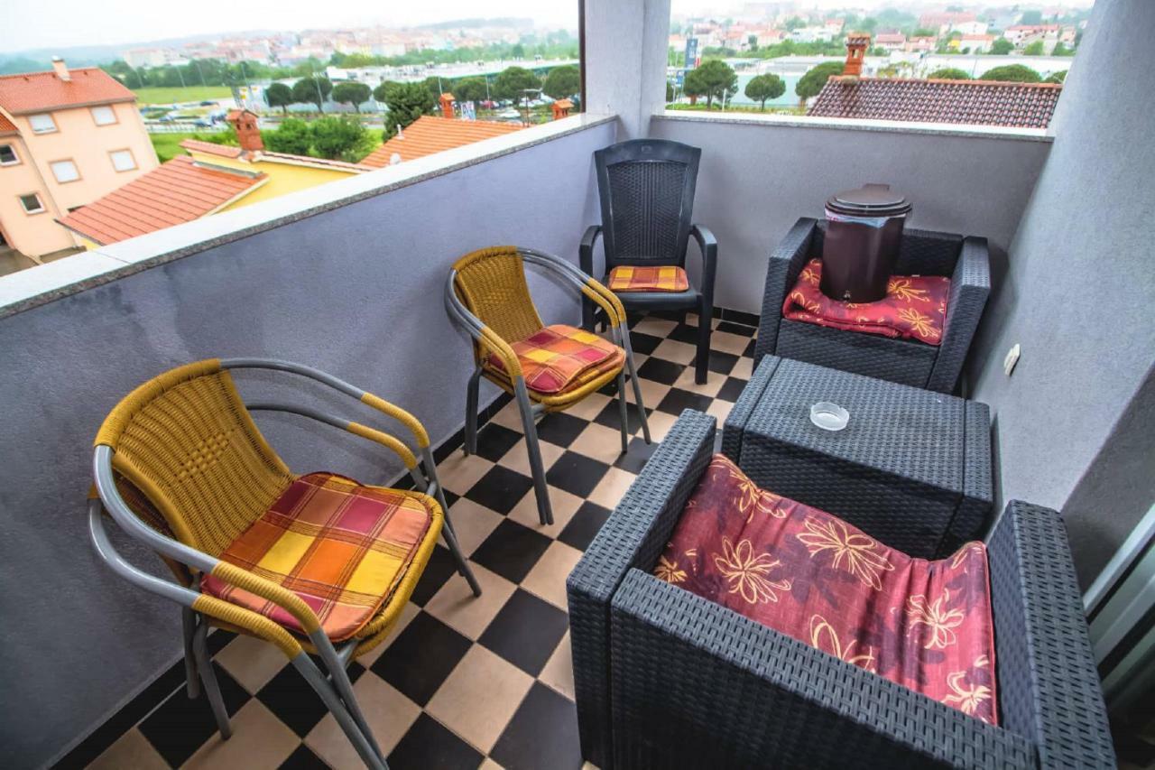 Apartments Saric Πούλα Εξωτερικό φωτογραφία