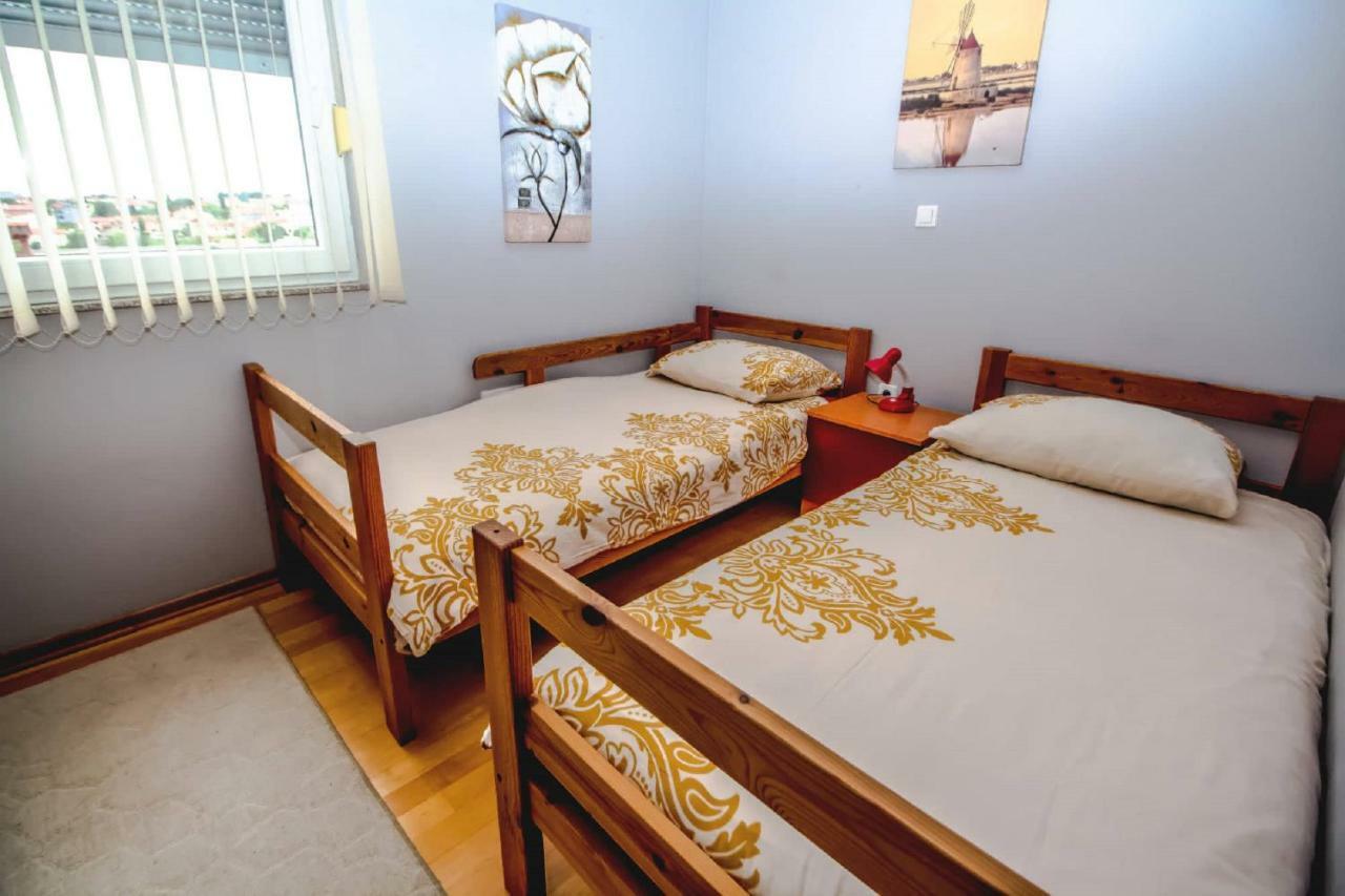 Apartments Saric Πούλα Εξωτερικό φωτογραφία