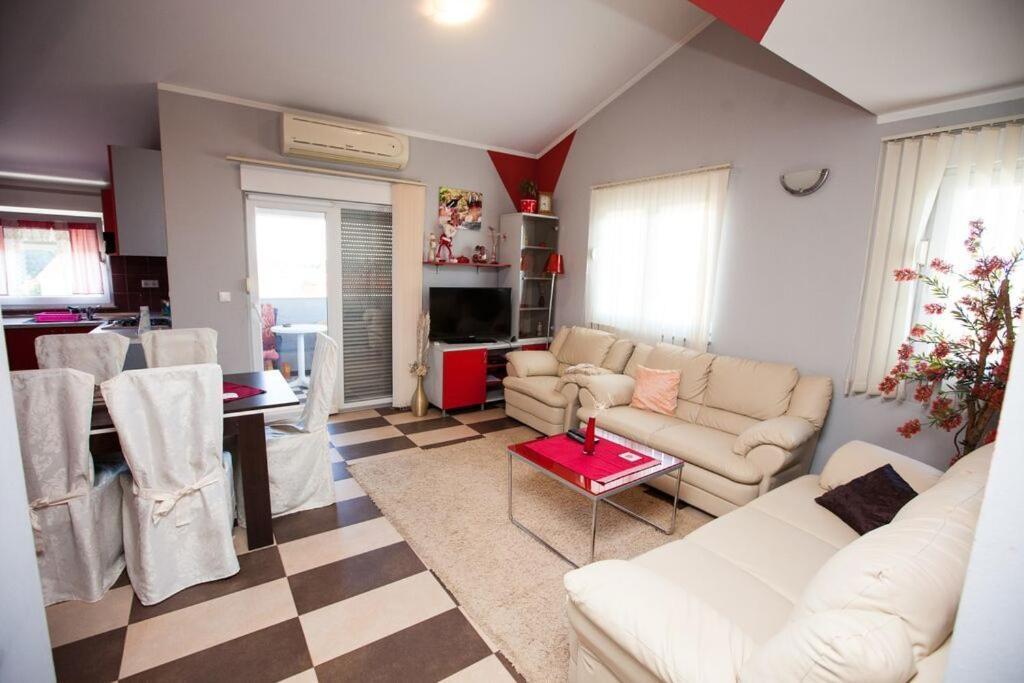 Apartments Saric Πούλα Εξωτερικό φωτογραφία